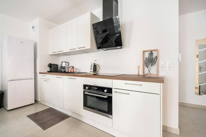 Home-Like Apartment Near Disneyland شيسي المظهر الخارجي الصورة