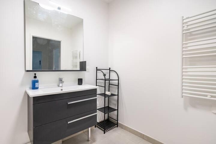 Home-Like Apartment Near Disneyland شيسي المظهر الخارجي الصورة
